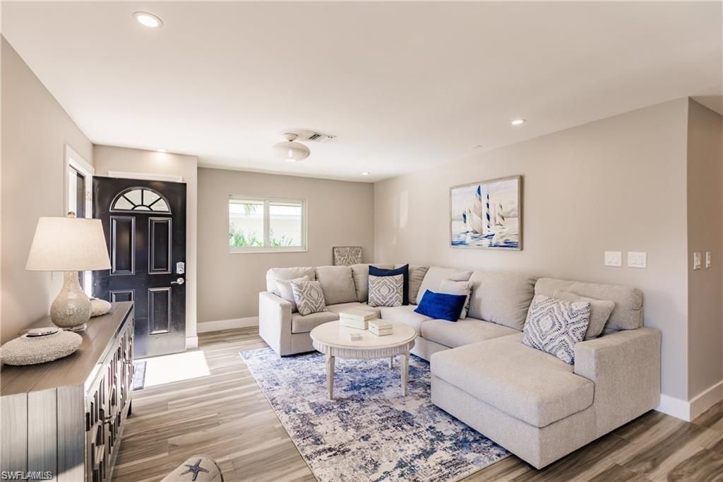 1455 Curlew Ave, Unit 1, Naples, FL 34102 Photo