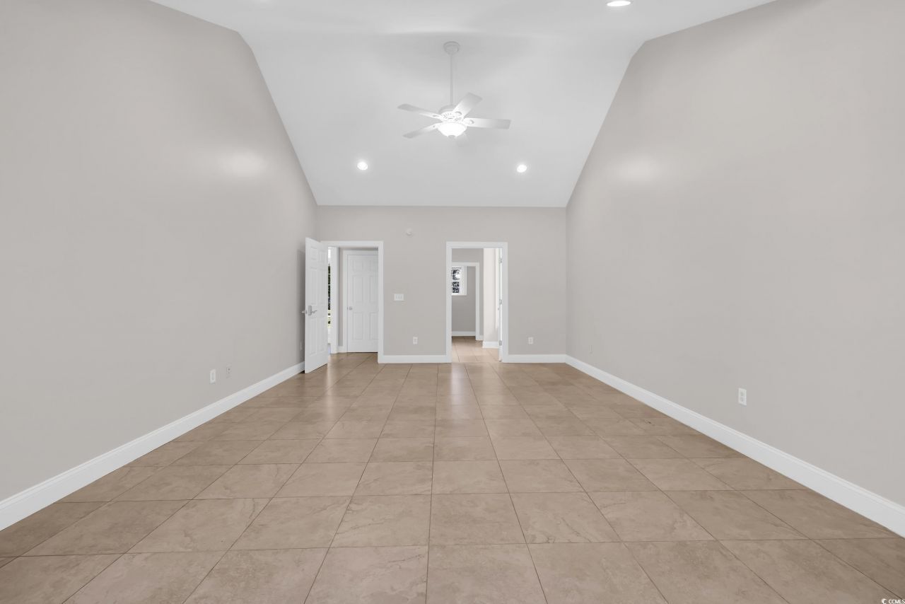 208 Lander Dr. Photo 10