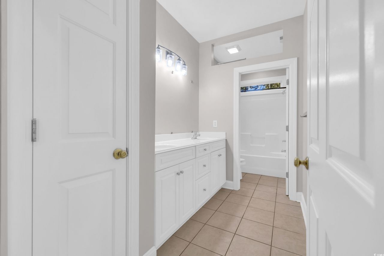 208 Lander Dr. Photo 19