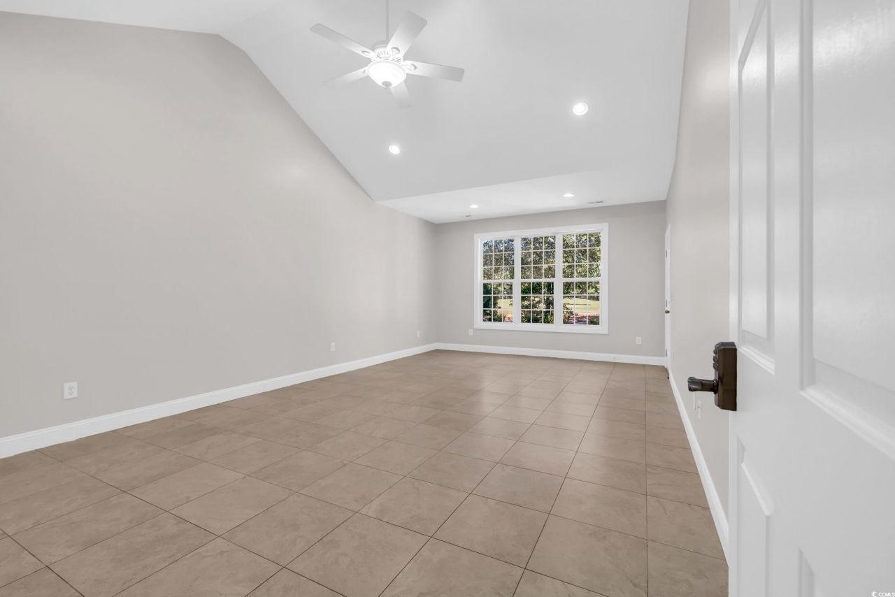 208 Lander Dr. Photo 9