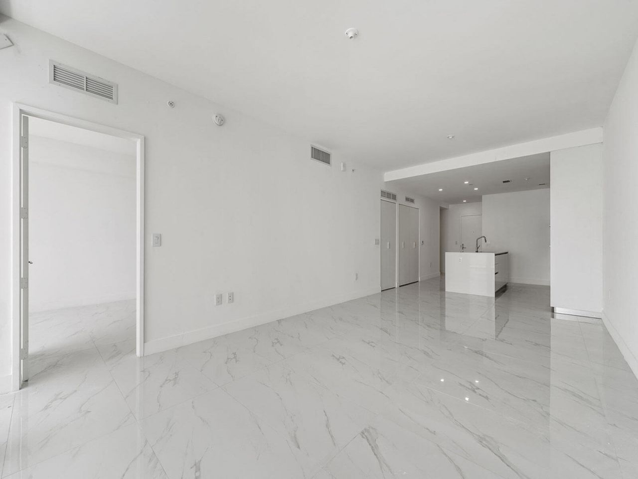 700 NE 24th Street, Unit 3002, Miami, FL 33137 Photo
