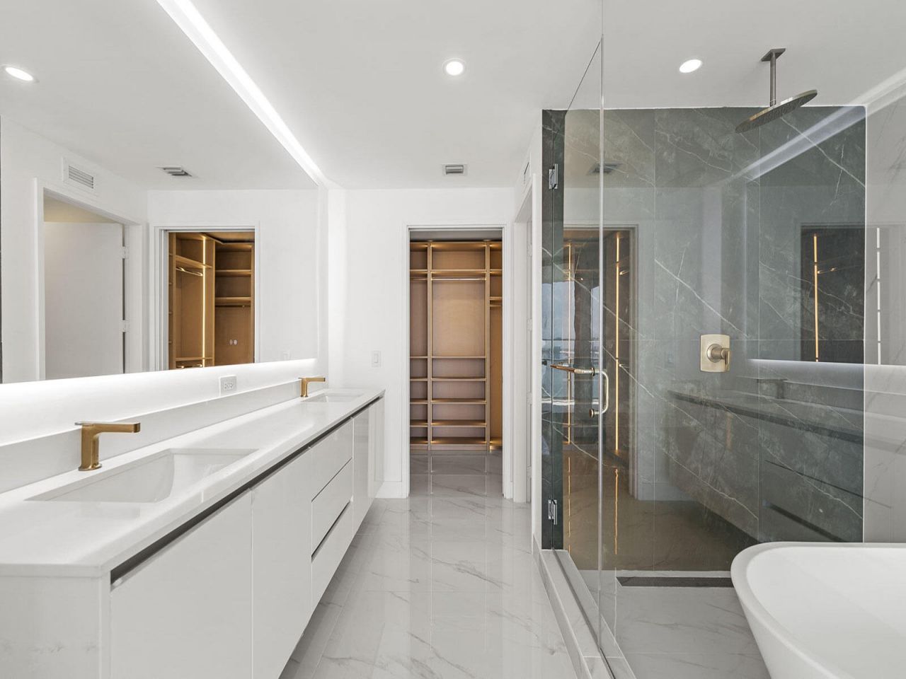 700 NE 24th Street, Unit 3002, Miami, FL 33137 Photo