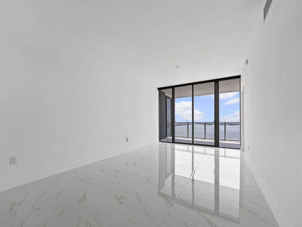 700 NE 24th Street, Unit 3002, Miami, FL 33137 Photo