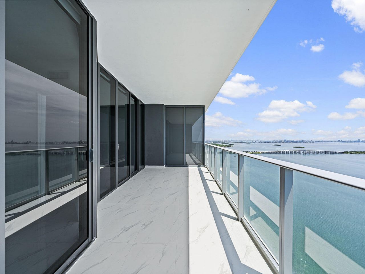 700 NE 24th Street, Unit 3002, Miami, FL 33137 Photo