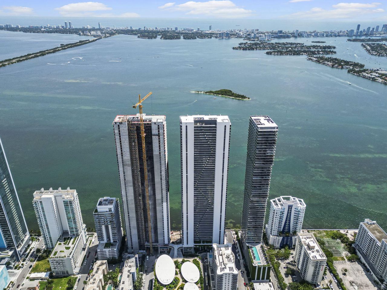 700 NE 24th Street, Unit 3002, Miami, FL 33137 Photo