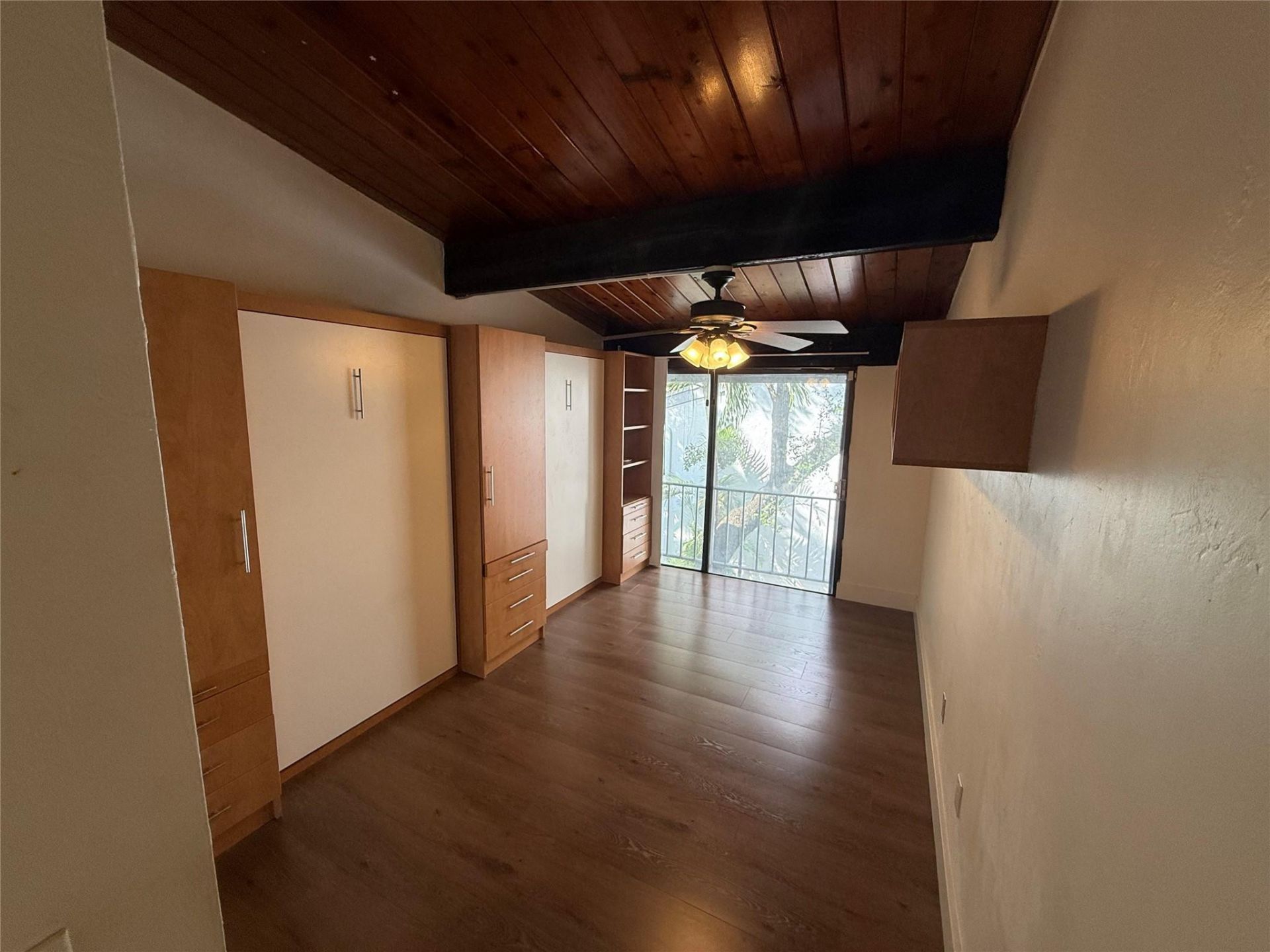 19428 NE 26th Avenue, Unit 103, Miami, FL 33180 Photo