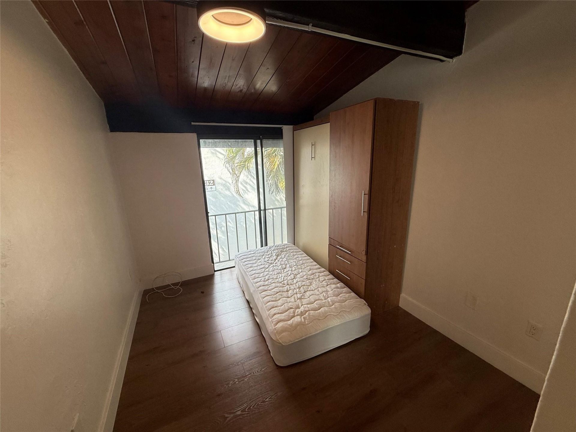 19428 NE 26th Avenue, Unit 103, Miami, FL 33180 Photo