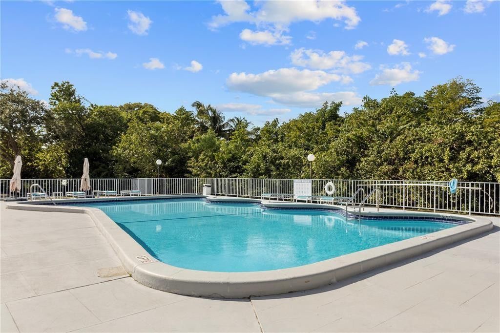 19428 NE 26th Avenue, Unit 103, Miami, FL 33180 Photo