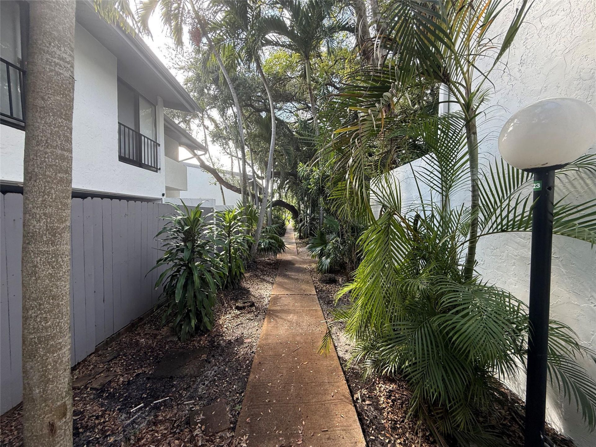 19428 NE 26th Avenue, Unit 103, Miami, FL 33180 Photo