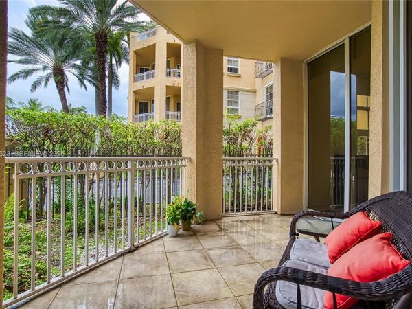 3001 NE 185th St, Unit 135, Aventura, FL 33180