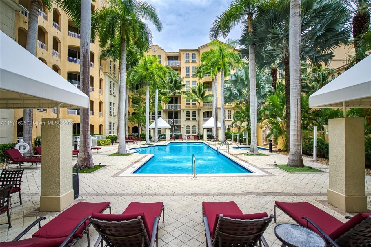 3001 NE 185th St, Unit 135, Aventura, FL 33180 Photo