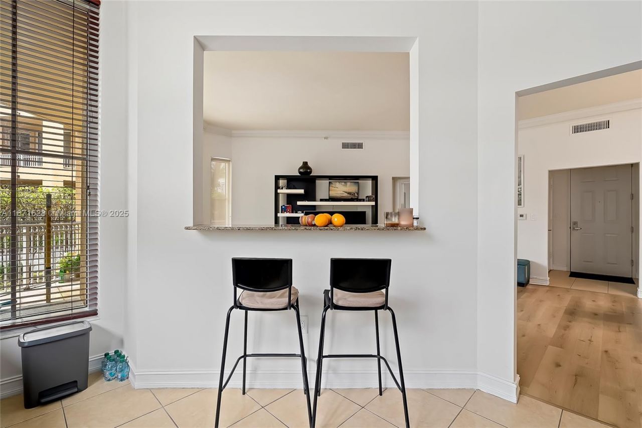 3001 NE 185th St, Unit 135, Aventura, FL 33180 Photo