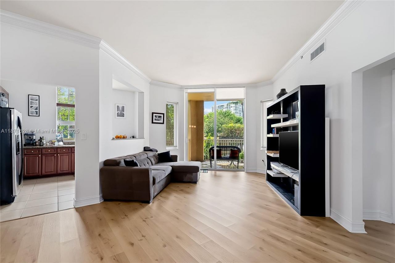 3001 NE 185th St, Unit 135, Aventura, FL 33180 Photo