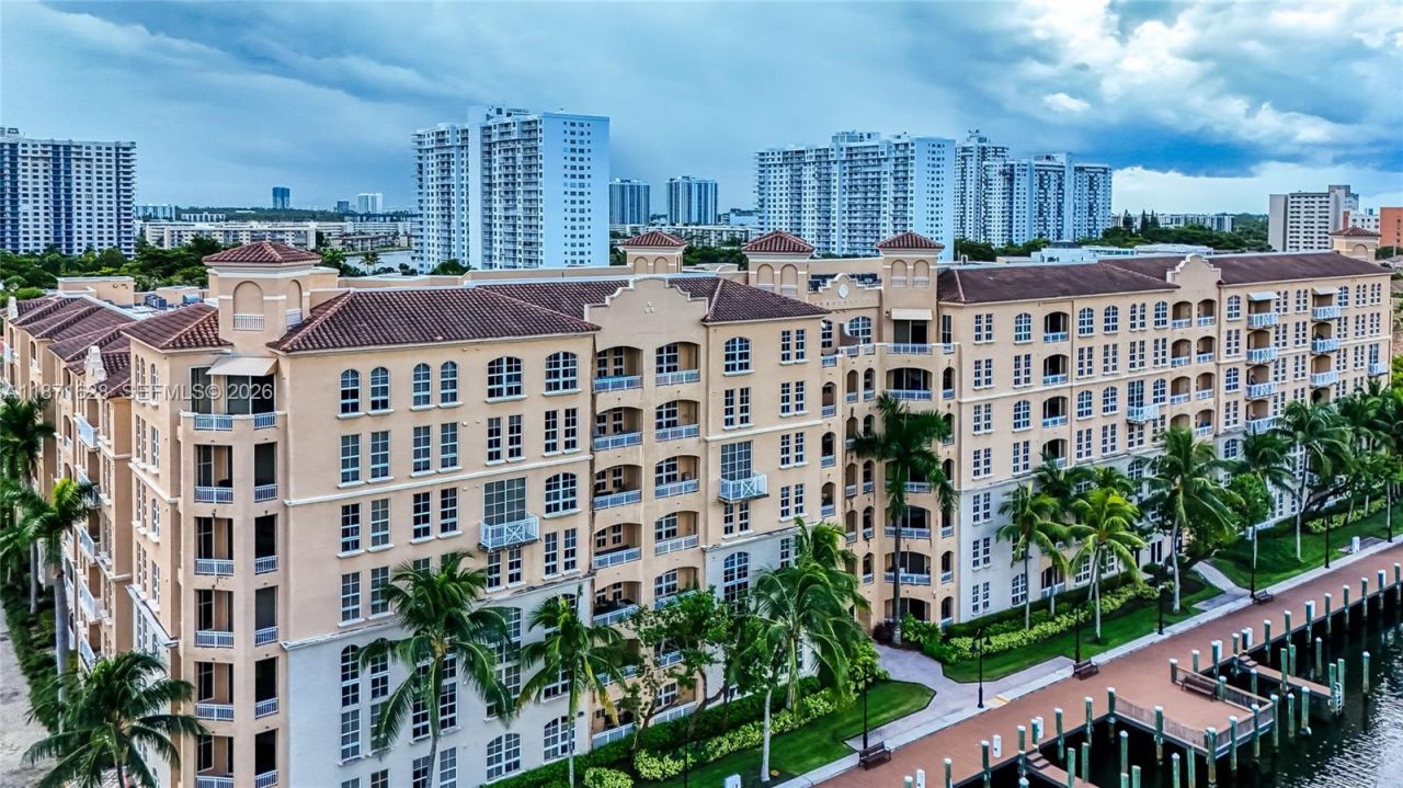 3001 NE 185th St, Unit 135, Aventura, FL 33180 Photo
