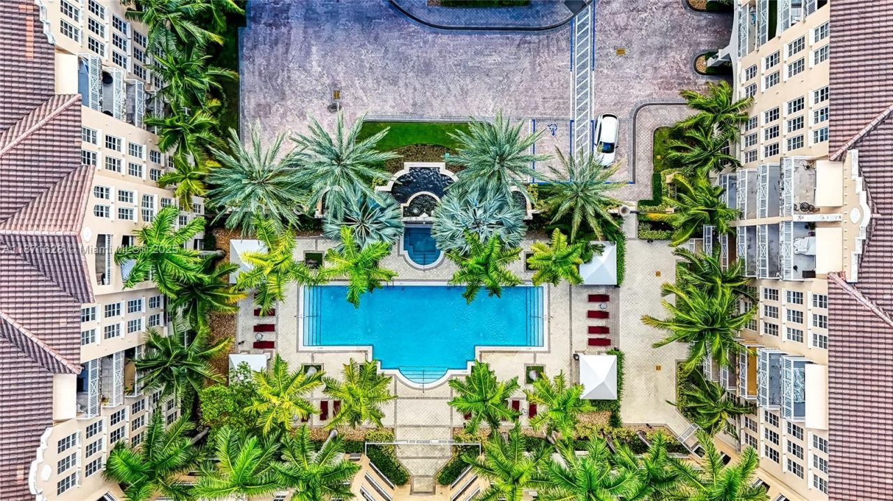 3001 NE 185th St, Unit 135, Aventura, FL 33180 Photo