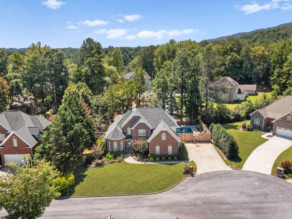 1913 Tara Place, Dalton, GA 30720