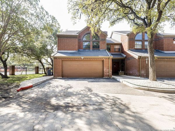 7930 Roanoke, Unit 401, San Antonio, TX 78240