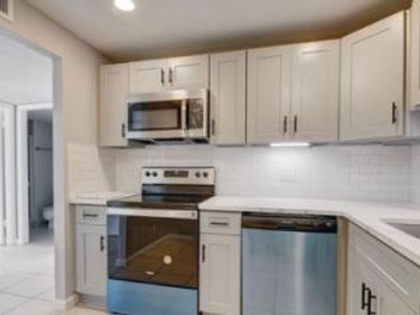 500 Executive Center Drive, Unit 5-A, West Palm Beach, FL 33401