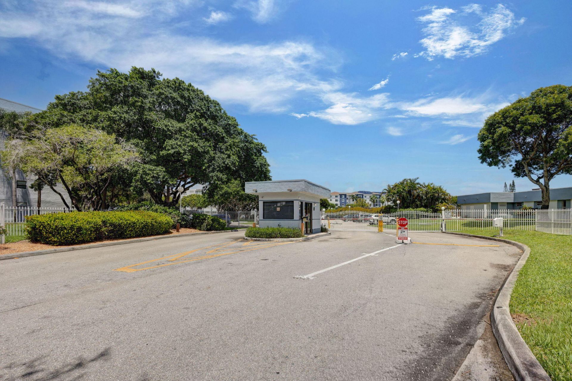 500 Executive Center Drive, Unit 5-A, West Palm Beach, FL 33401 Photo