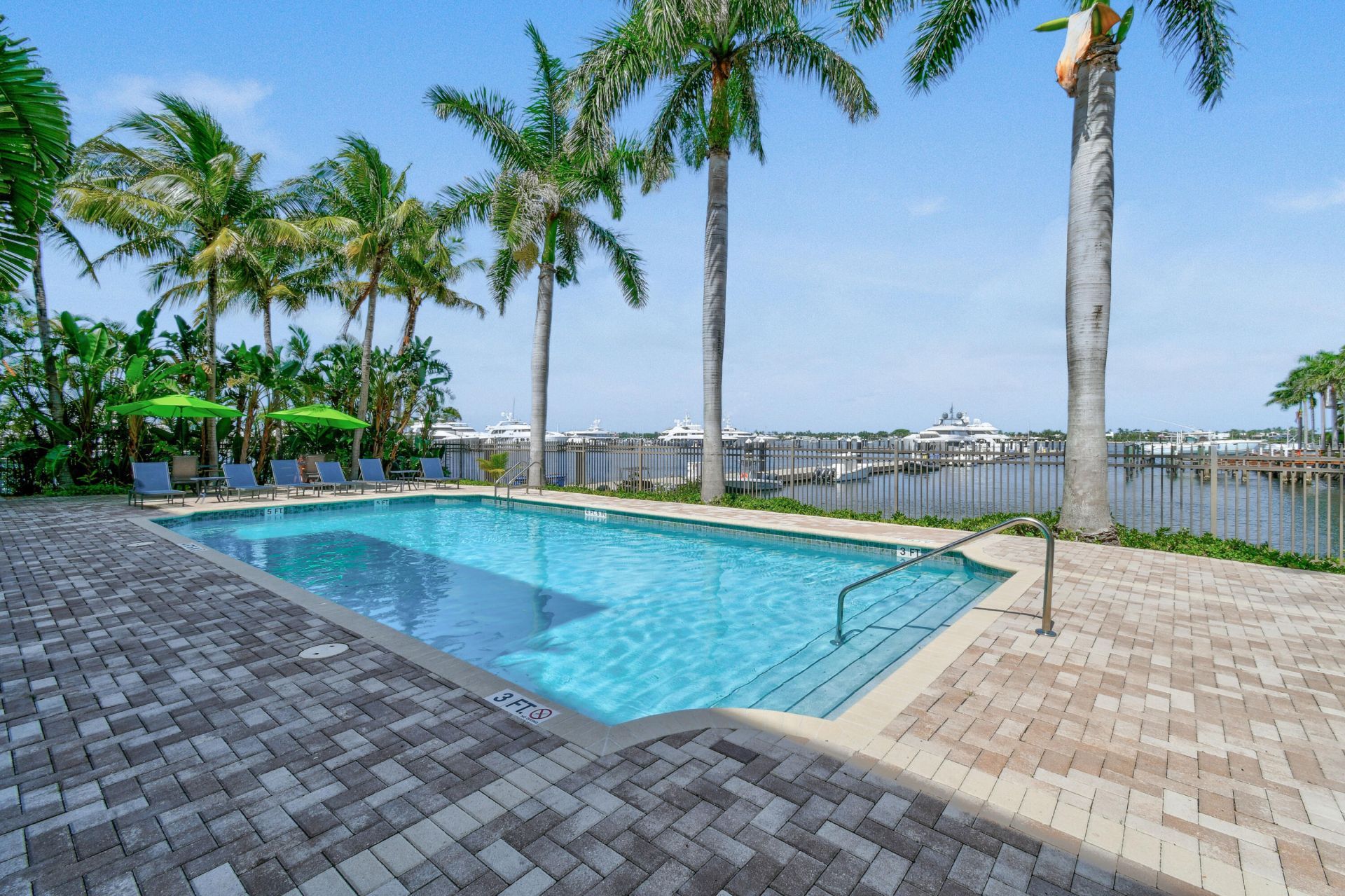 3940 N Flagler Drive, Unit 206, West Palm Beach, FL 33407 Photo