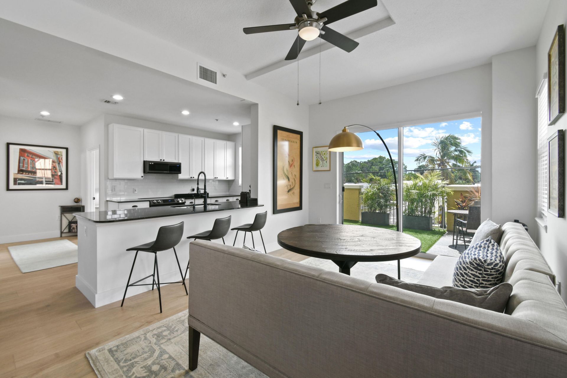 3940 N Flagler Drive, Unit 206, West Palm Beach, FL 33407 Photo