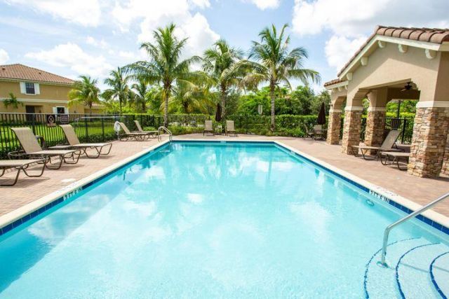 10426 Wellington Parc Drive, Wellington, FL 33449 Photo