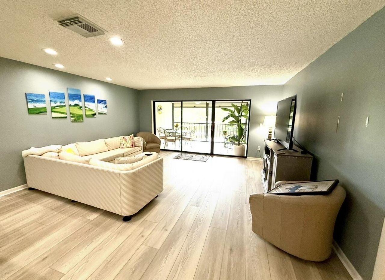 20 Westgate Lane, Unit F, Boynton Beach, FL 33436 Photo