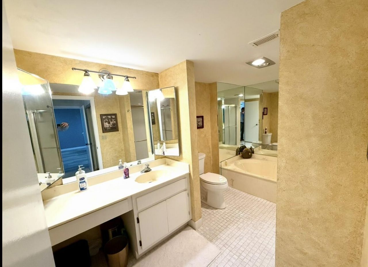 20 Westgate Lane, Unit F, Boynton Beach, FL 33436 Photo