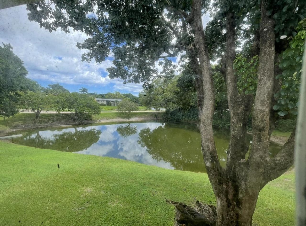 20 Westgate Lane, Unit F, Boynton Beach, FL 33436 Photo