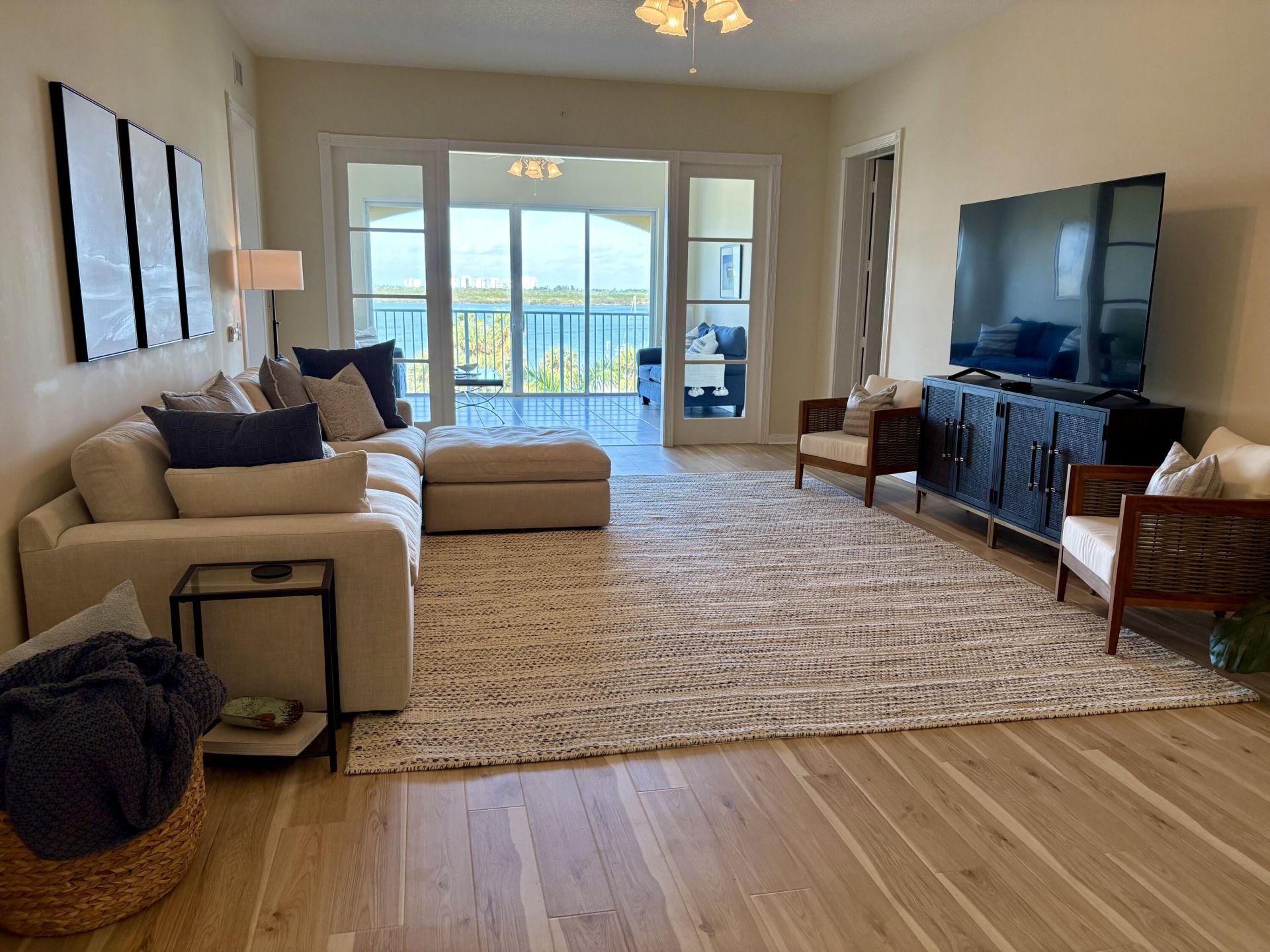 38 Harbour Isle Drive E, Unit Ph01, Fort Pierce, FL 34949 Photo