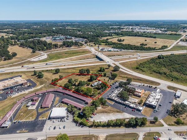 1231 Millcreek Road, Lebanon, MO 65536