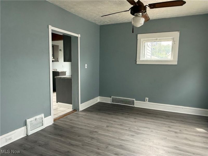 3350 W 127th Street, Cleveland, OH 44111 Photo 4