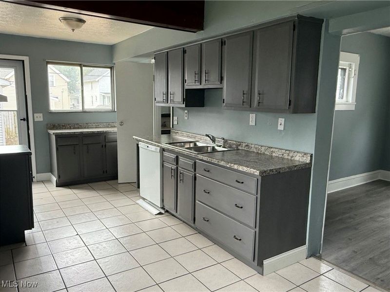 3350 W 127th Street, Cleveland, OH 44111 Photo 5