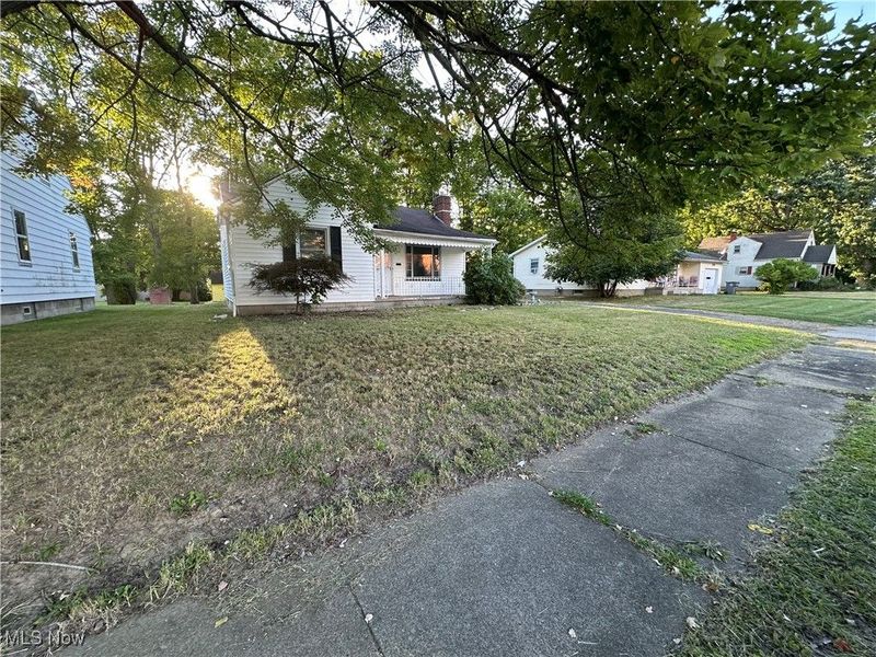 732 S Hazelwood Avenue, Youngstown, OH 44509 Photo 3