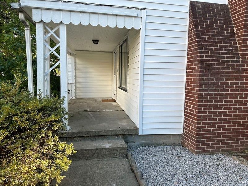 732 S Hazelwood Avenue, Youngstown, OH 44509 Photo 4