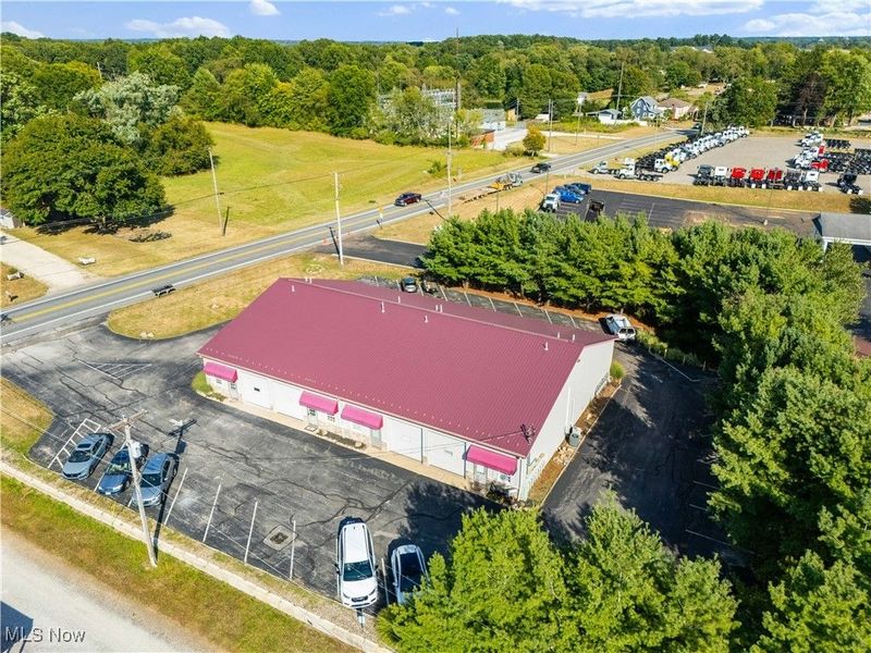 440 E Maple Street, Hartville, OH 44632 Photo 10