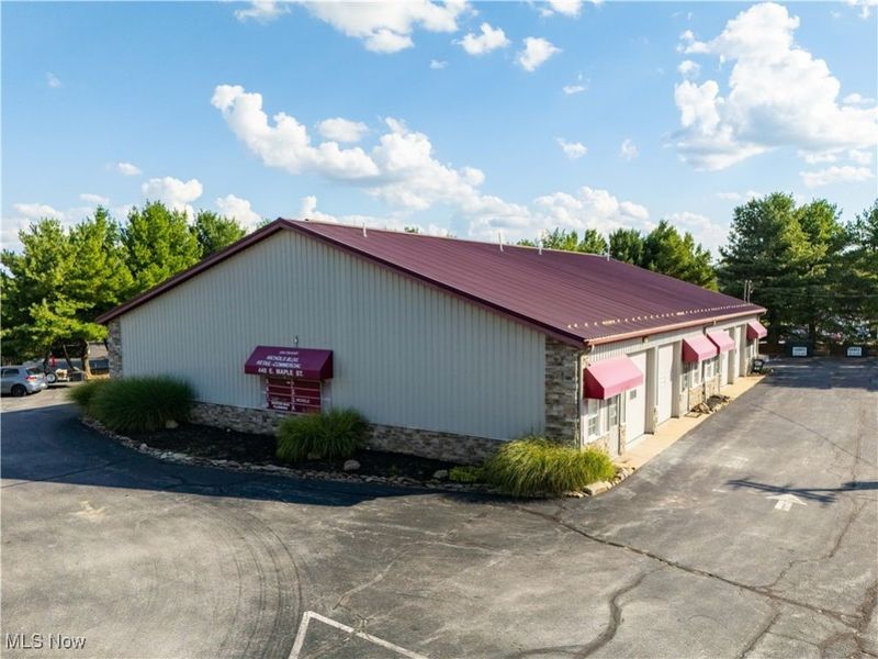 440 E Maple Street, Hartville, OH 44632 Photo 5