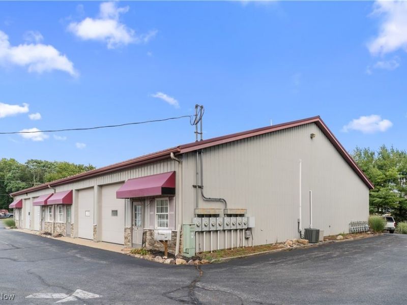 440 E Maple Street, Hartville, OH 44632 Photo 7