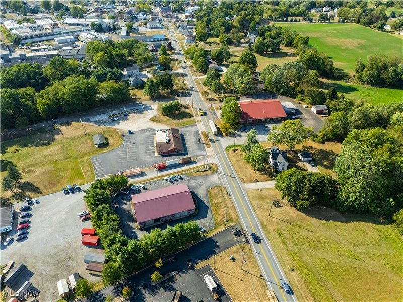 440 E Maple Street, Hartville, OH 44632 Photo 9