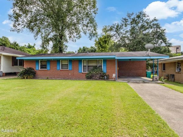 522 Chickasaw Drive, Opelousas, LA 70570