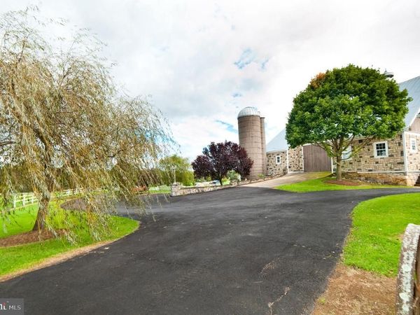 590 CARLYLE ROAD, MARTINSBURG, WV 25404