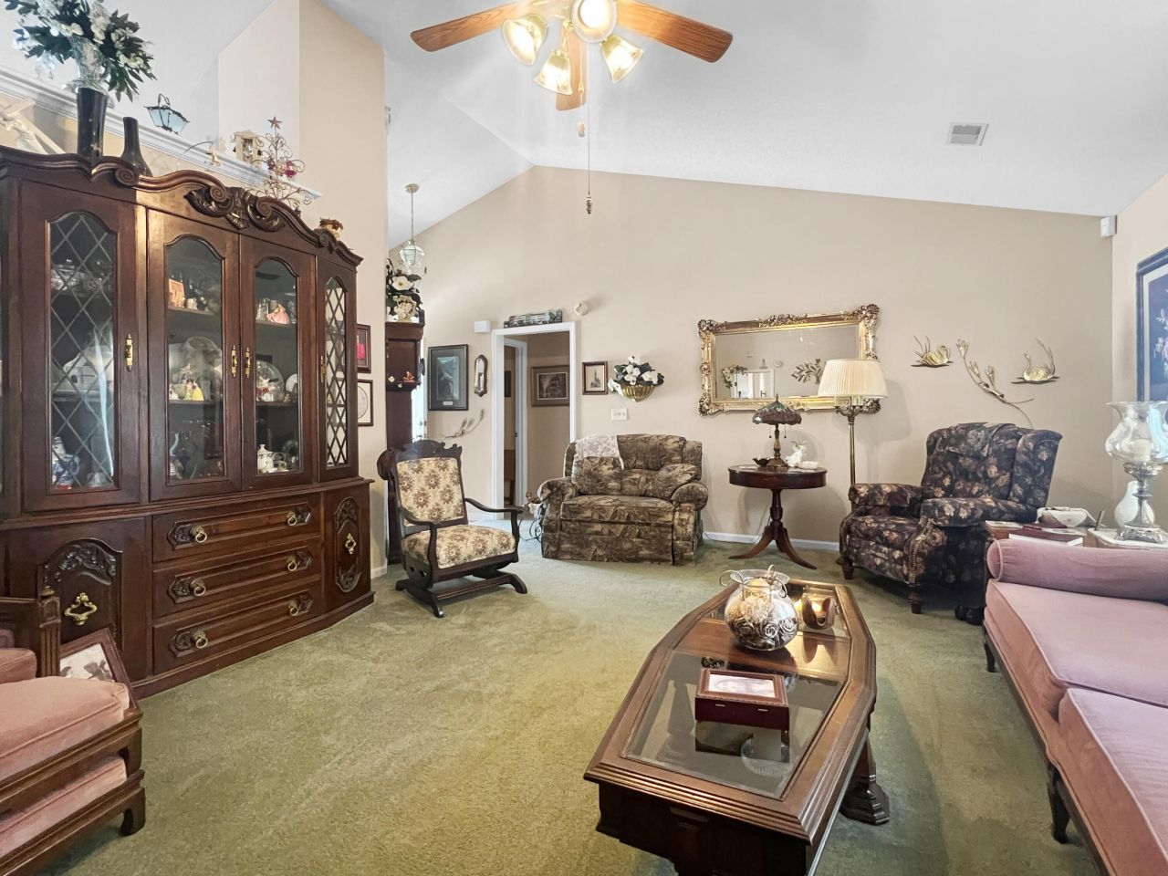 102 Amberside Drive Photo 10