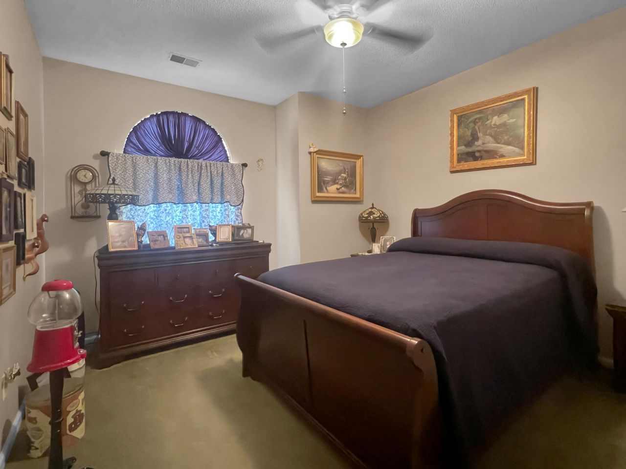 102 Amberside Drive Photo 14