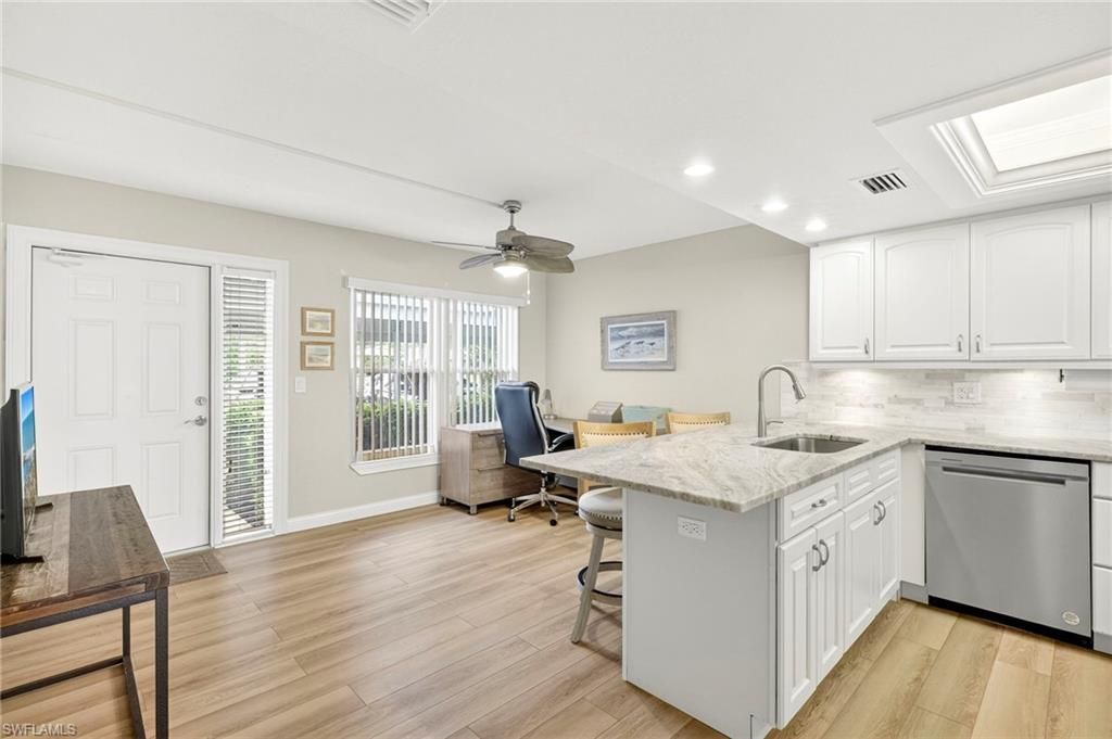 4229 SE 19th Pl, Unit 1C, Cape Coral, FL 33904 Photo