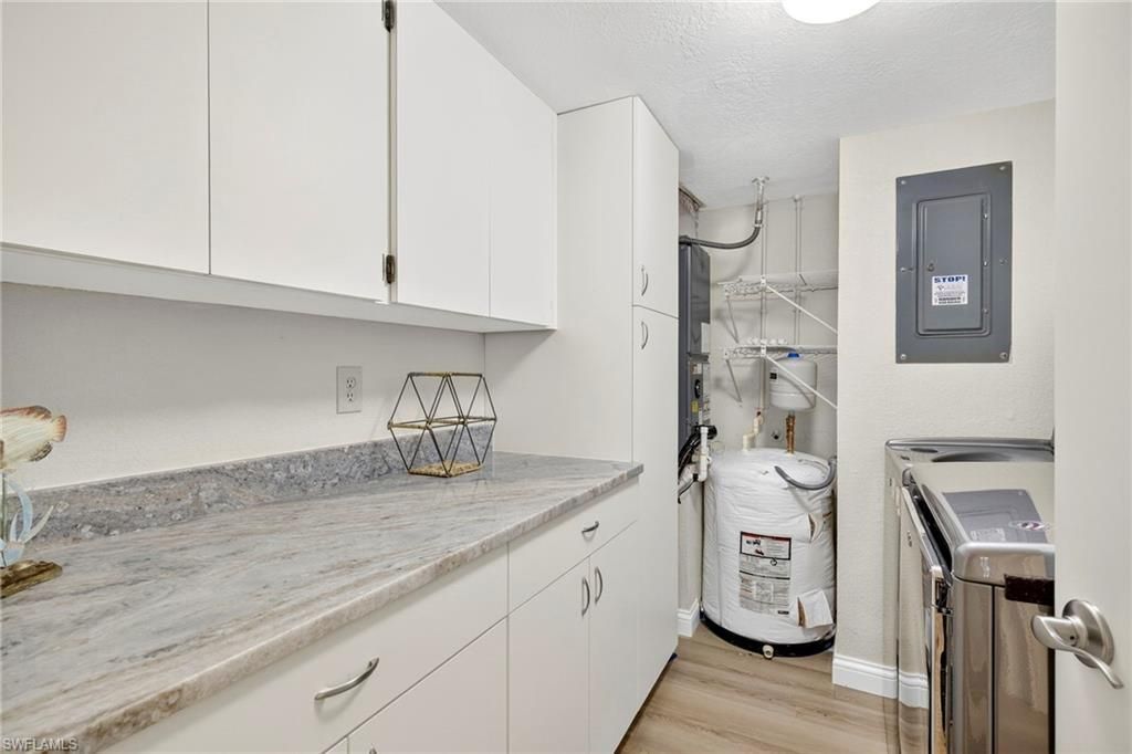 4229 SE 19th Pl, Unit 1C, Cape Coral, FL 33904 Photo