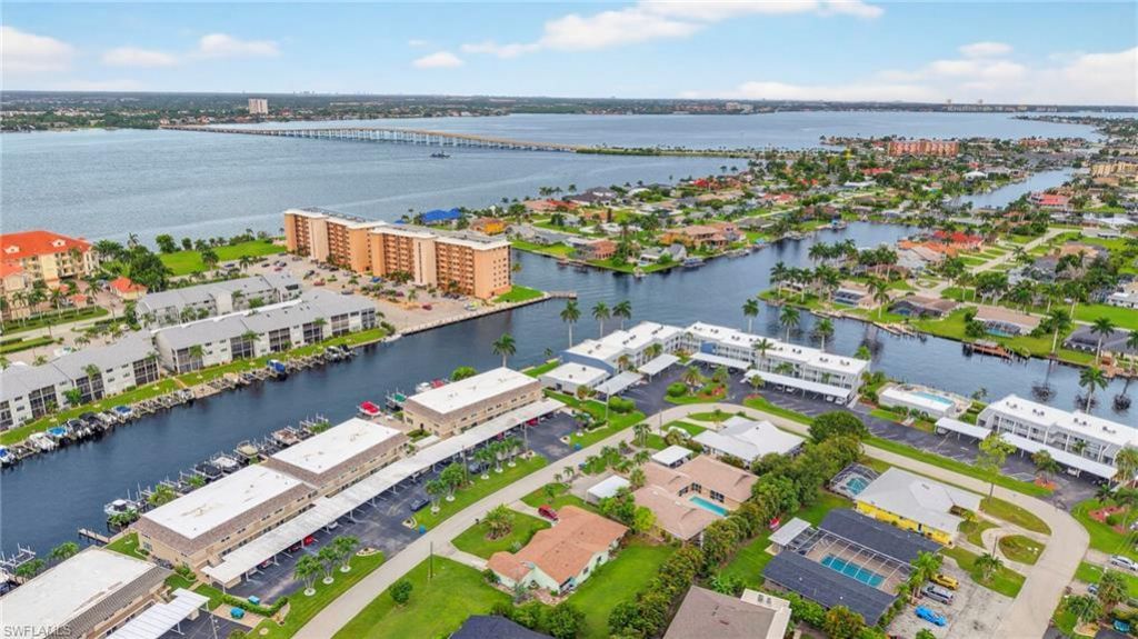 4229 SE 19th Pl, Unit 1C, Cape Coral, FL 33904 Photo