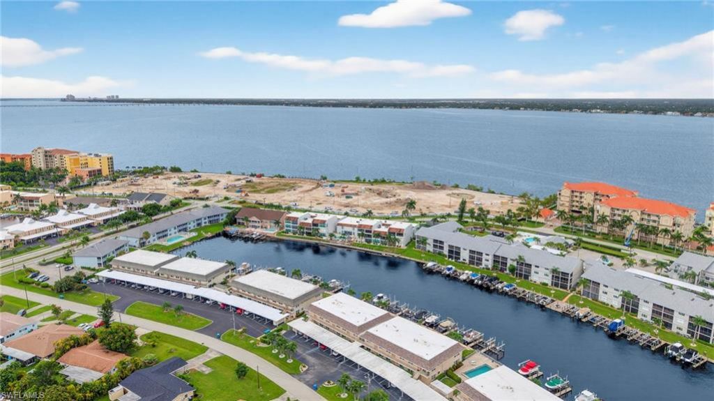 4229 SE 19th Pl, Unit 1C, Cape Coral, FL 33904 Photo