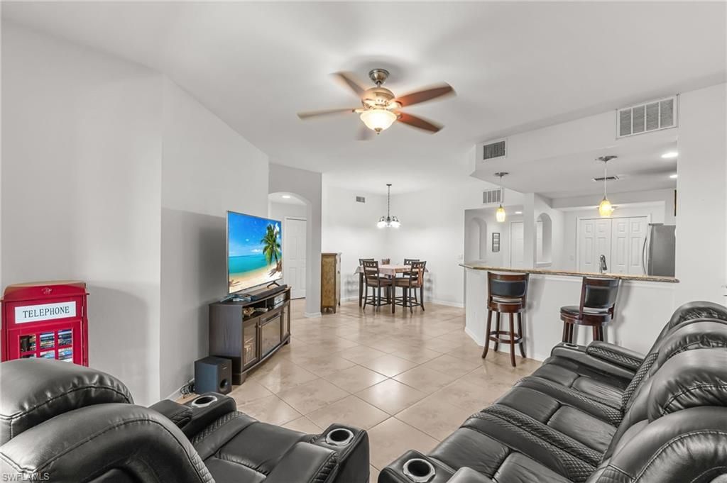 4247 Liron Ave, Unit 104, Fort Myers, FL 33916 Photo