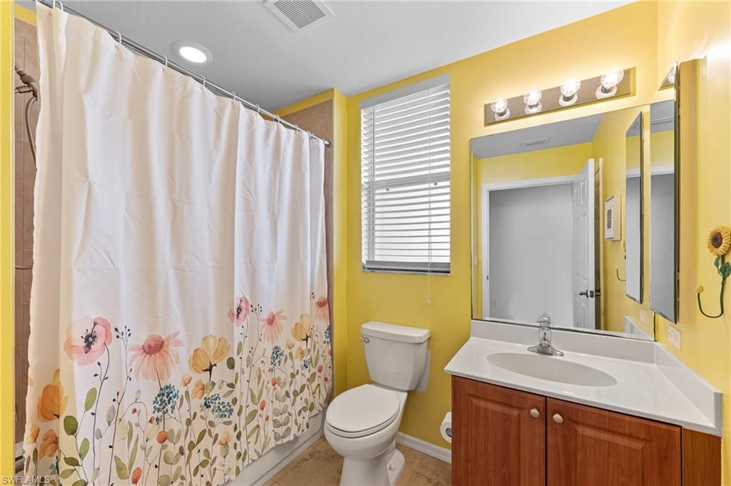 4247 Liron Ave, Unit 104, Fort Myers, FL 33916 Photo