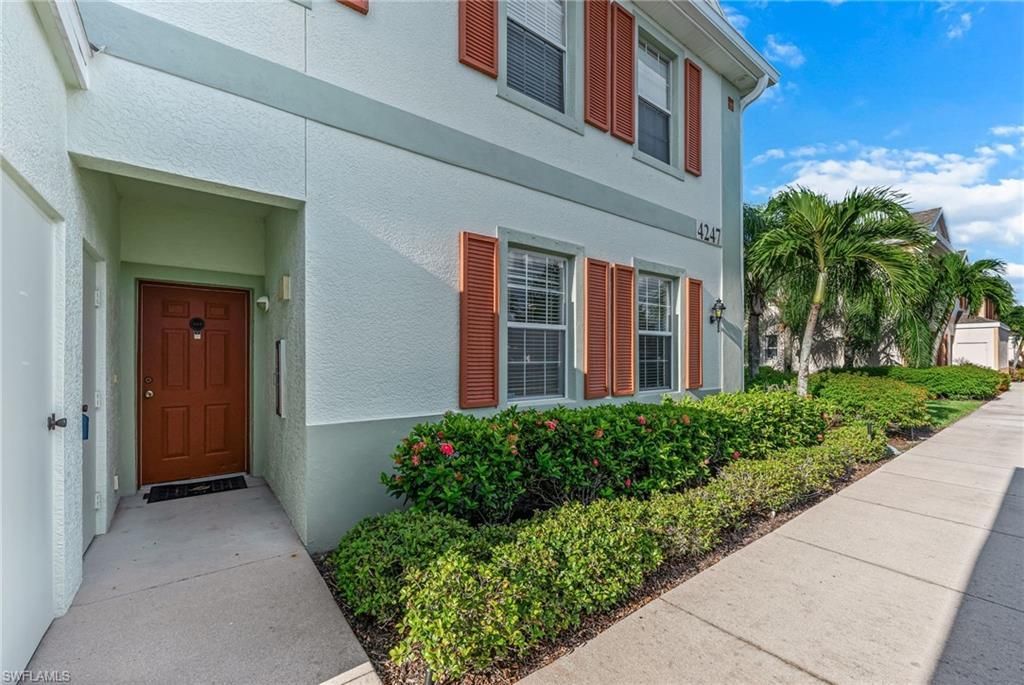 4247 Liron Ave, Unit 104, Fort Myers, FL 33916 Photo